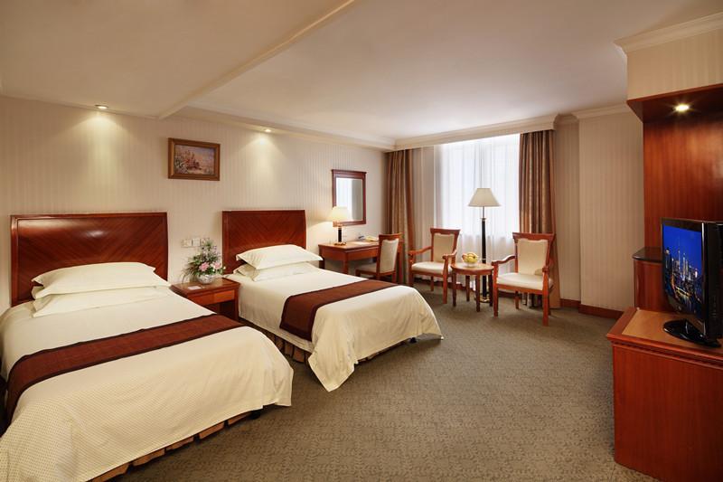 Jin Jiang Metropole Hotel Шанхай Номер фото